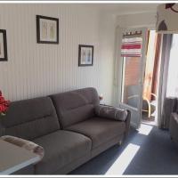 Location Merlette séjour appartement LOCORCIERES