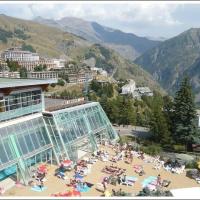Orcières location vue piscine appartement LOCORCIERES