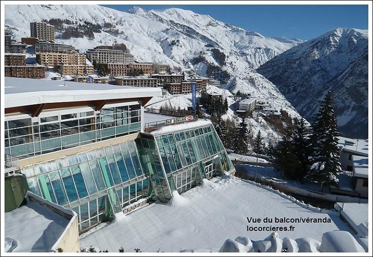 Veranda vue piscine orcieres